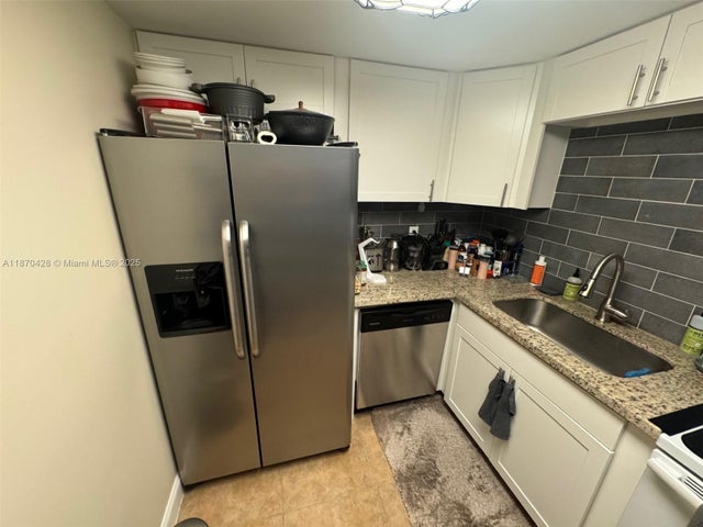 3 of 92 - 1428 Se 4th Ave 103, Deerfield Beach, FL