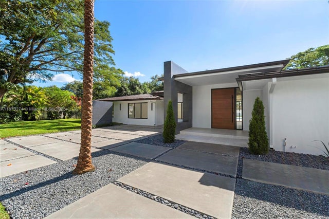 1 of 41 - 7530 Sw 134th St, Pinecrest, FL