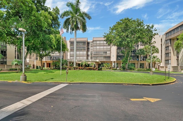1 of 20 - 2804 N 46th Ave C430, Hollywood, FL