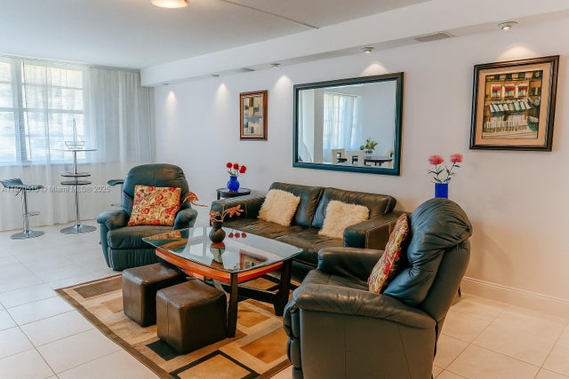 1 of 28 - 251 174th St 515, Sunny Isles Beach, FL
