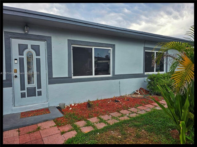 4 of 6 - 109 Nw 28th Ter, Fort Lauderdale, FL