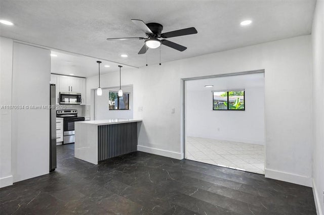 5 of 42 - 6712 Arbor Dr, Miramar, FL