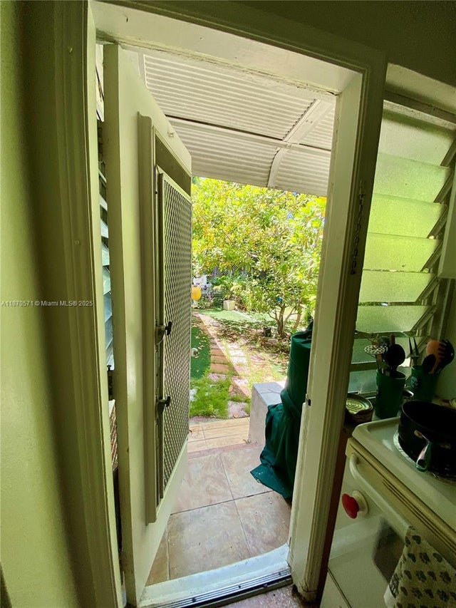 3 of 19 - 1512 Sw 14th Ter, Miami, FL