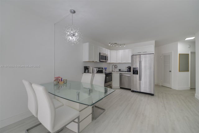 5 of 23 - 1936 S Ocean Dr 3c, Hallandale Beach, FL