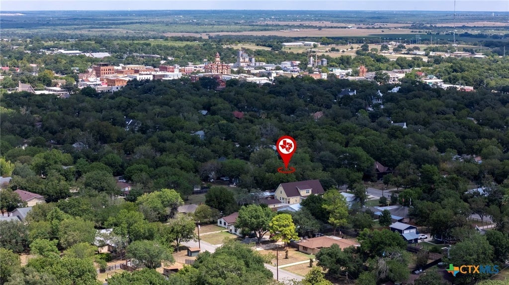 719 S Guadalupe Street, Lockhart