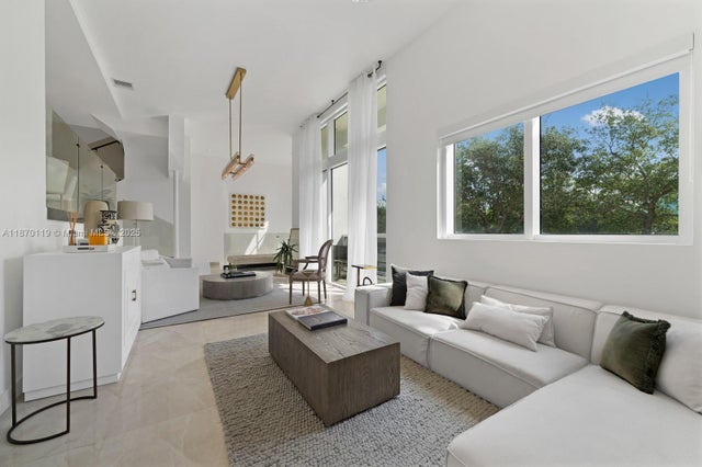 2 of 45 - 400 Alton Rd Th-1a, Miami Beach, FL