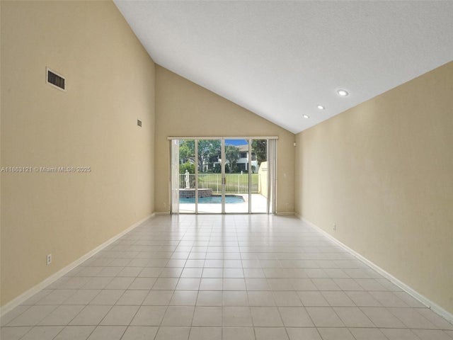 4 of 72 - 6330 Nw 77th Ct, Parkland, FL