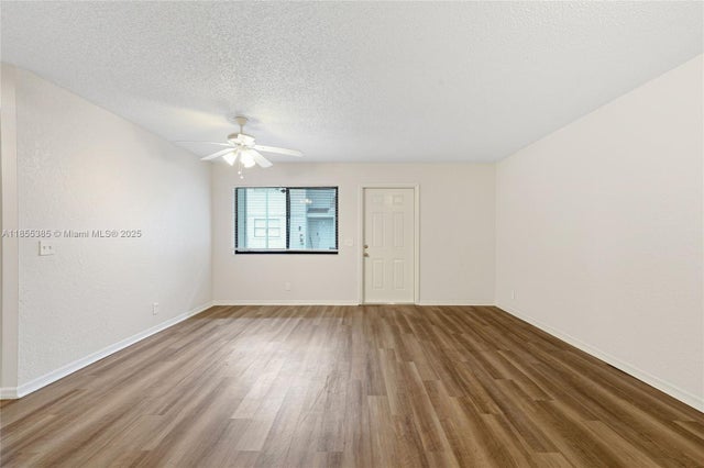 3 of 17 - 5320 Elmhurst Rd A, West Palm Beach, FL