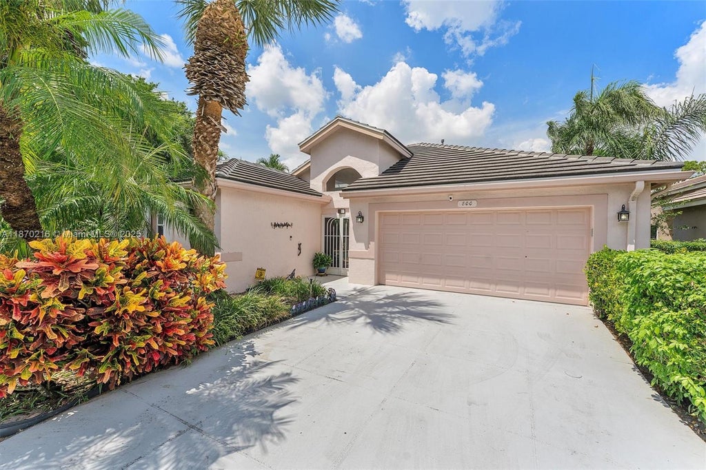 800 Clearbrook Park Cir, Delray Beach