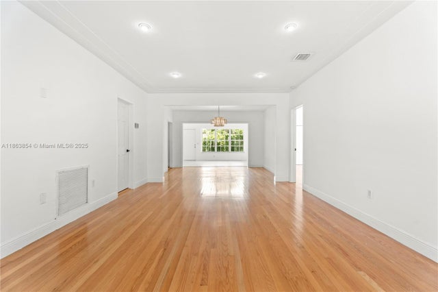 3 of 16 - 1307 Valencia Ave, Coral Gables, FL