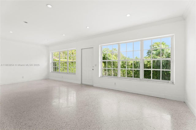 5 of 16 - 1307 Valencia Ave, Coral Gables, FL