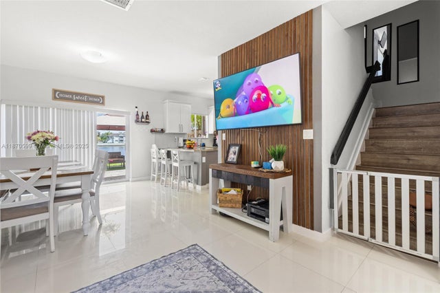 8559 Sw 214th Ln, Cutler Bay