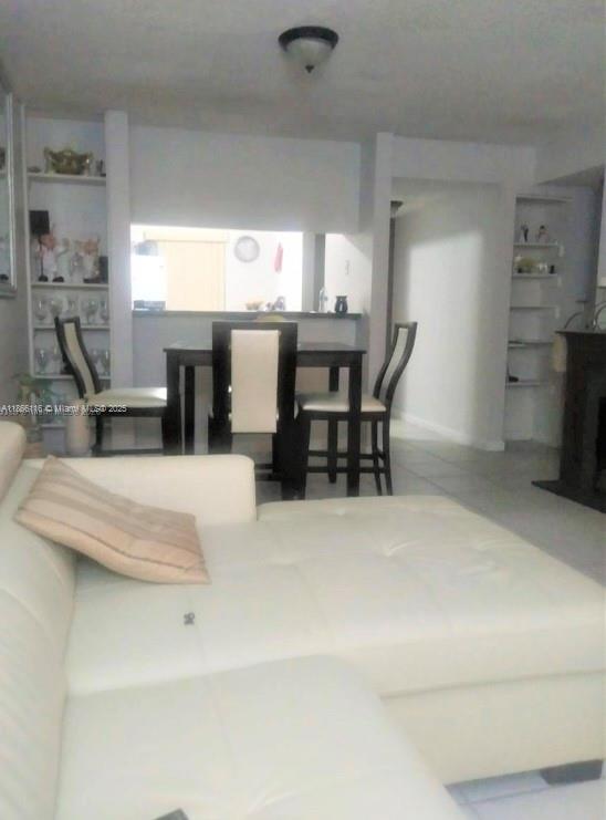 5 of 10 - 19781 Sw 114th Ave 143, Miami, FL