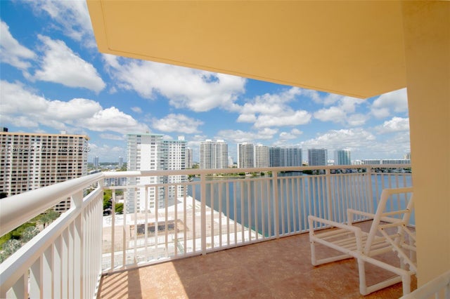 3 of 43 - 251 174th St 1605, Sunny Isles Beach, FL