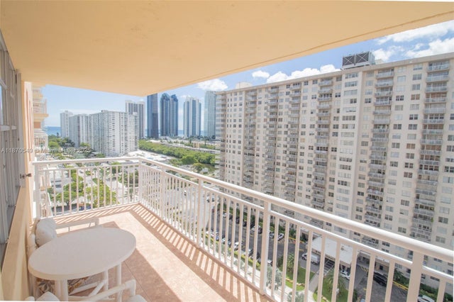 5 of 43 - 251 174th St 1605, Sunny Isles Beach, FL
