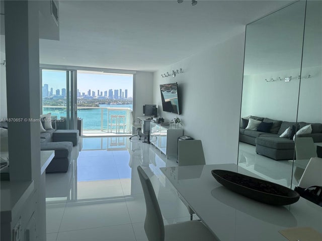 5 of 54 - 1000 West Ave 1514, Miami Beach, FL