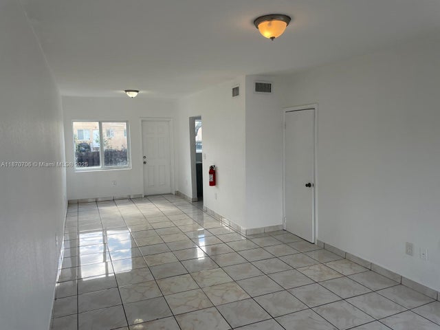 2 of 17 - 406 Nw 84th Ter 406, Miami, FL