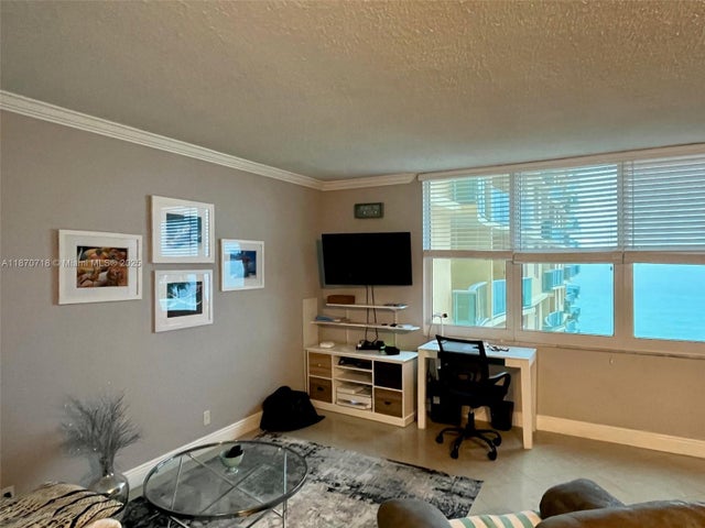 3 of 13 - 2501 S Ocean Dr 719, Hollywood, FL