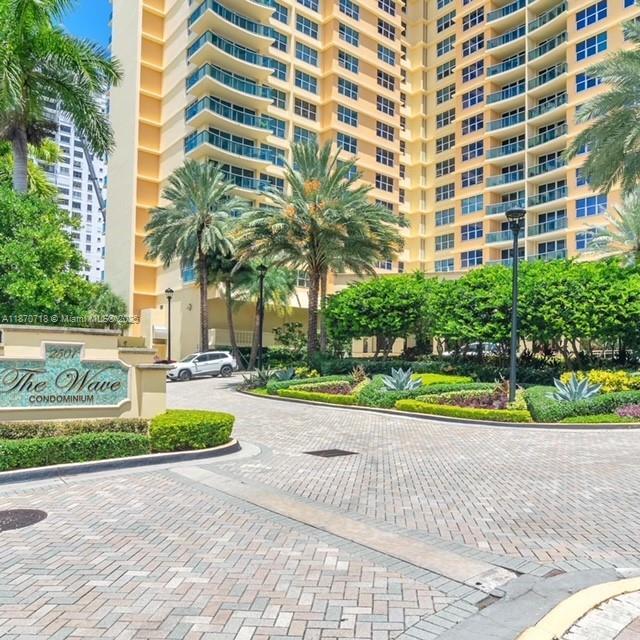 5 of 13 - 2501 S Ocean Dr 719, Hollywood, FL