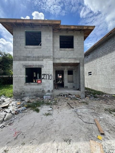 1 of 6 - 2770 Nw 44 St, Miami, FL