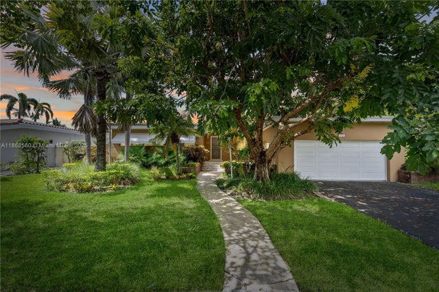 3 of 24 - 12488 N Bayshore Dr, North Miami, FL