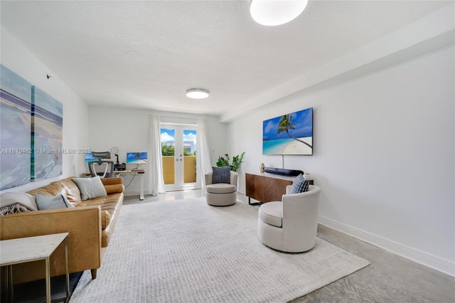 1 of 15 - 227 Michigan Ave 406, Miami Beach, FL