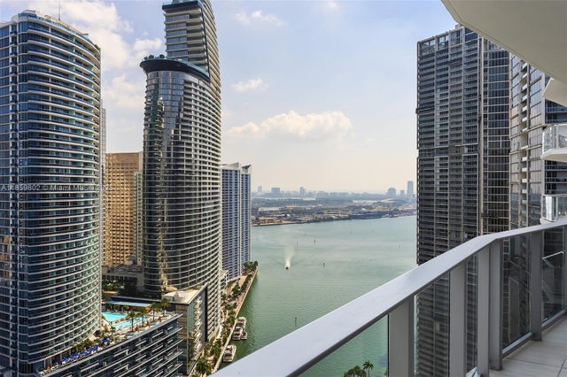 2 of 95 - 77 Se 5th St 2701, Miami, FL