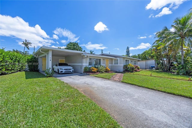1 of 36 - 1612 Nw 10th Ave, Fort Lauderdale, FL