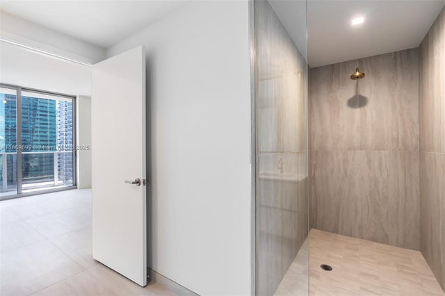 4 of 64 - 77 Se 5th St 1709, Miami, FL