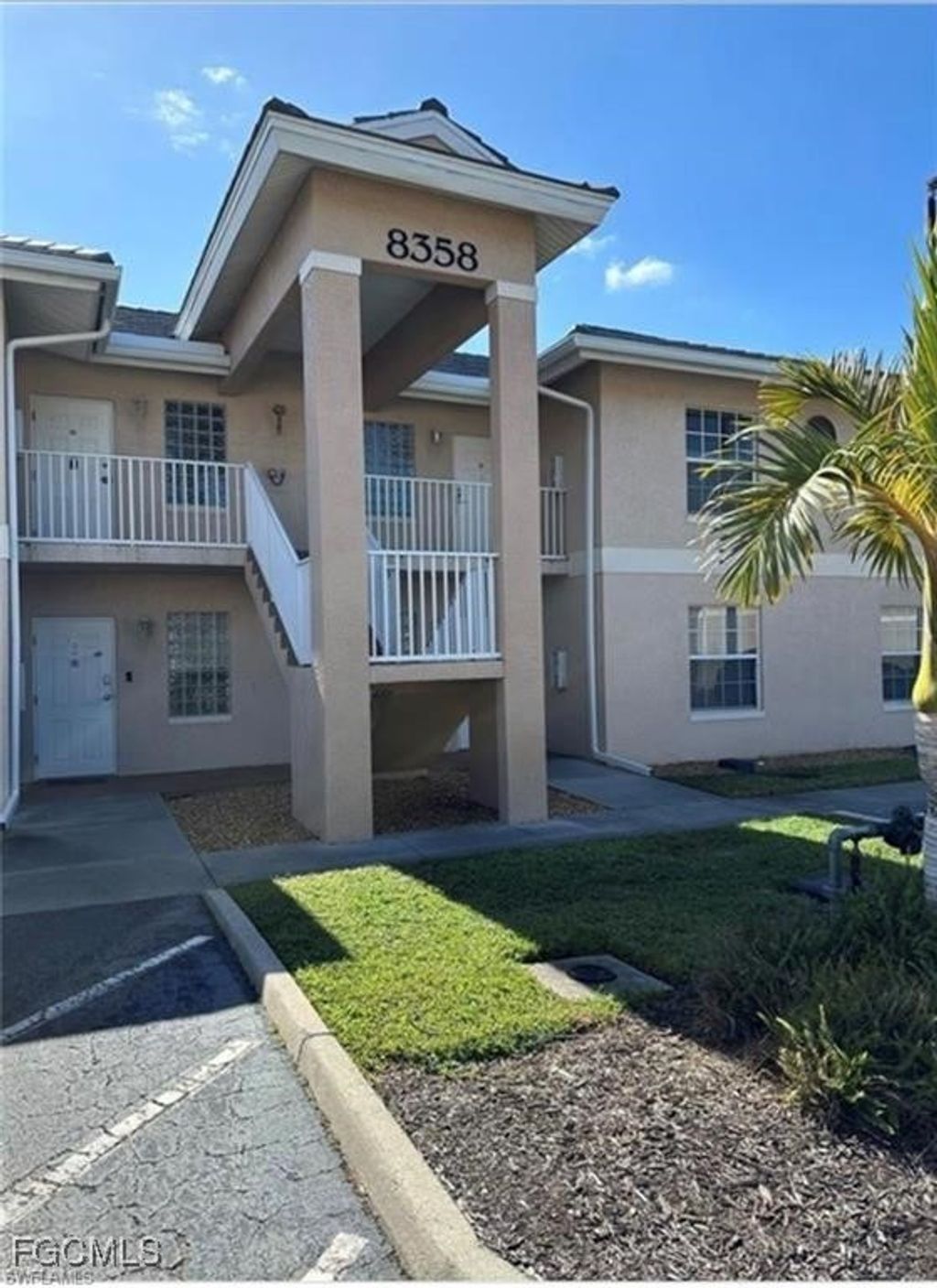 8358 Bernwood Cove Loop 704, FORT MYERS