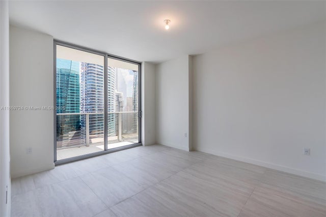 4 of 63 - 77 Se 5th St 1715, Miami, FL