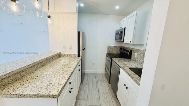 3 of 19 - 13101 Memorial Hwy 104, North Miami, FL