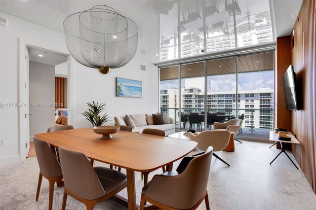 2 of 60 - 5775 Collins Ave 1105, Miami Beach, FL