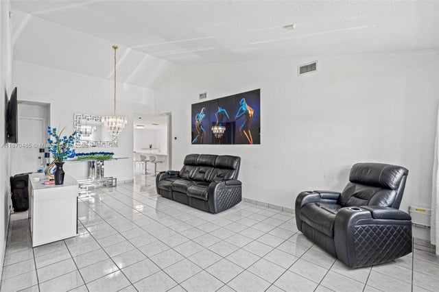 3 of 33 - 25053 Sw 129th Pl, Homestead, FL