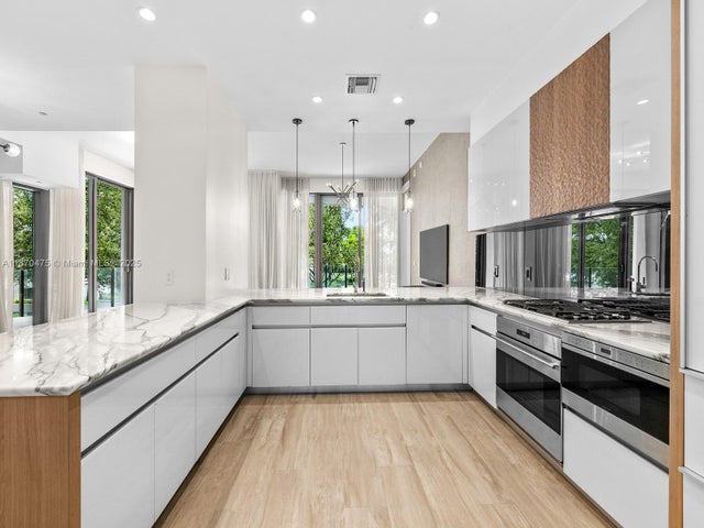 4 of 38 - 2831 S Bayshore Dr 403, Miami, FL