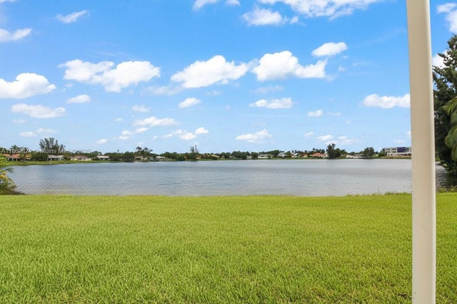 4 of 45 - 4399 Sw 89th Ave, Miami, FL