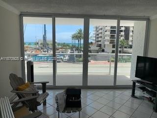 4 of 17 - 5750 Collins Ave 3k, Miami Beach, FL