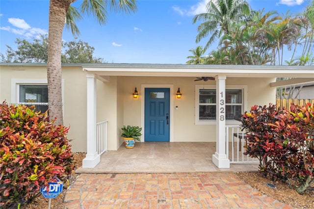 1 of 33 - 1328 Sw 30th St, Fort Lauderdale, FL