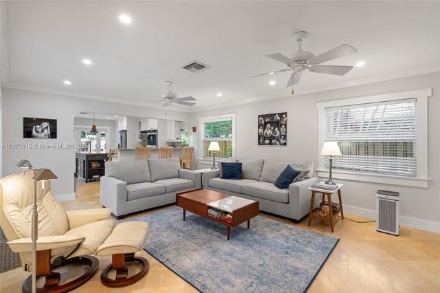 3 of 33 - 1328 Sw 30th St, Fort Lauderdale, FL