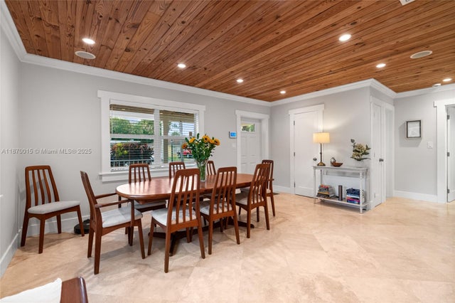 4 of 33 - 1328 Sw 30th St, Fort Lauderdale, FL