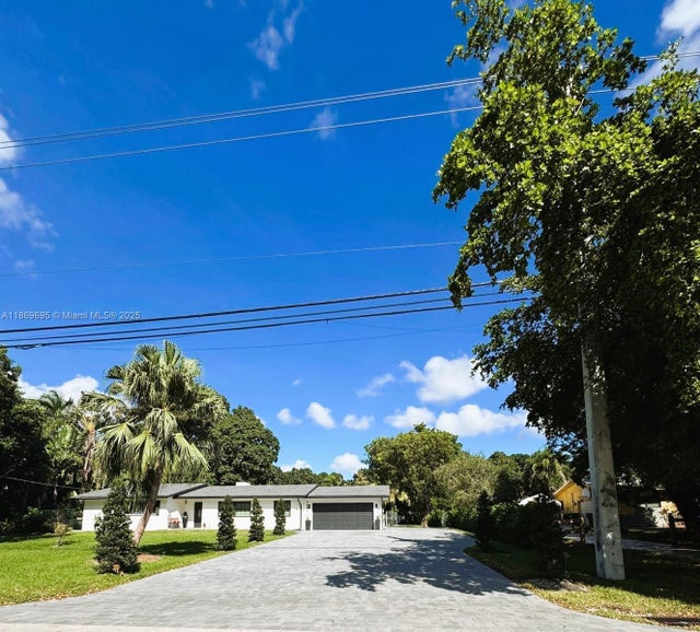 14691 Sw 20th St, Davie