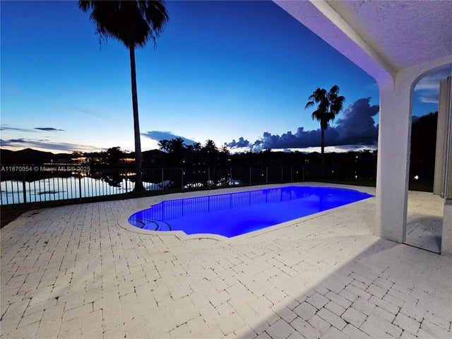 4 of 98 - 18940 Sw 31st Ct, Miramar, FL