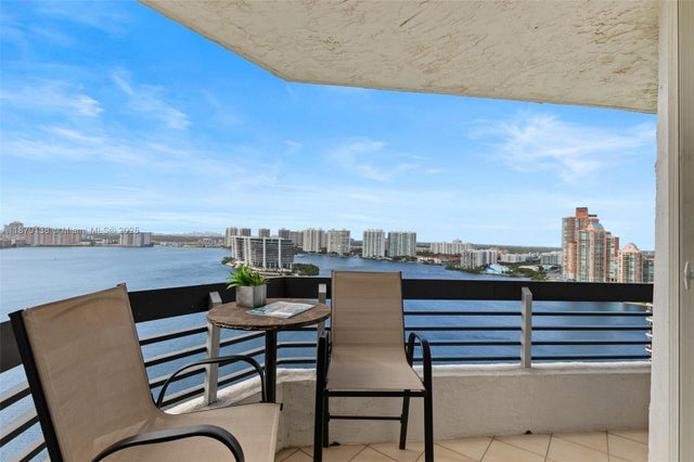 5 of 49 - 19101 Ne 36th Ct 2501, Aventura, FL