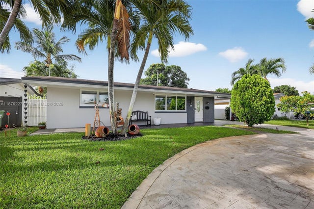 2 of 44 - 8210 Nw 10th St, Pembroke Pines, FL