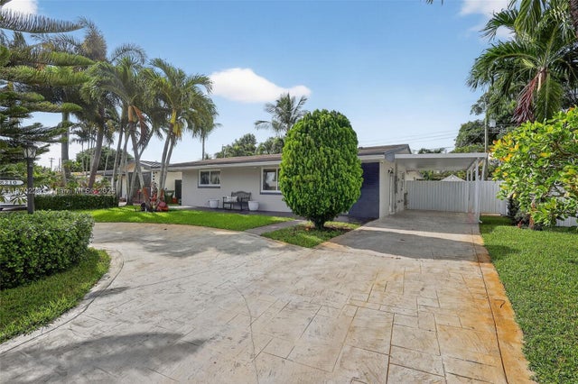 3 of 44 - 8210 Nw 10th St, Pembroke Pines, FL
