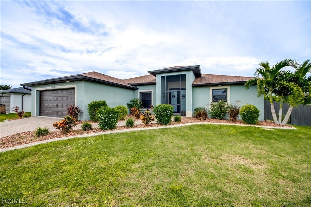 208 Nw 14th St, Cape Coral