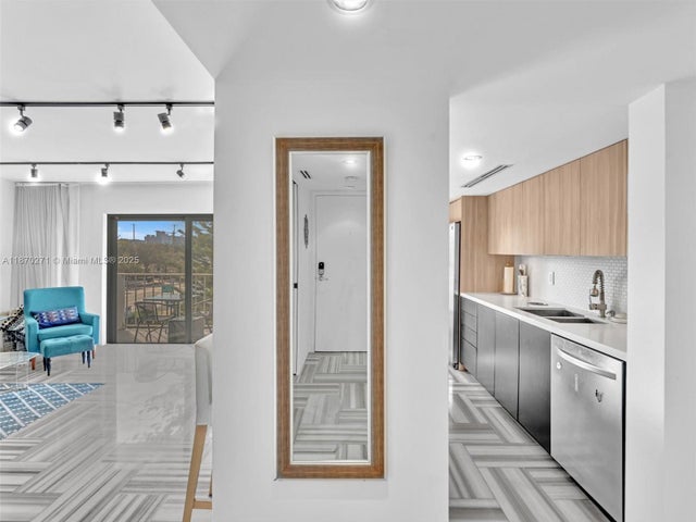 4 of 43 - 1300 Alton Rd 3c, Miami Beach, FL