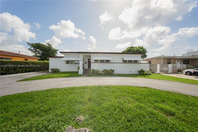 1 of 30 - 3501 Sw 87th Ave, Miami, FL