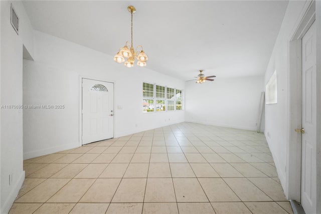 3 of 30 - 3501 Sw 87th Ave, Miami, FL