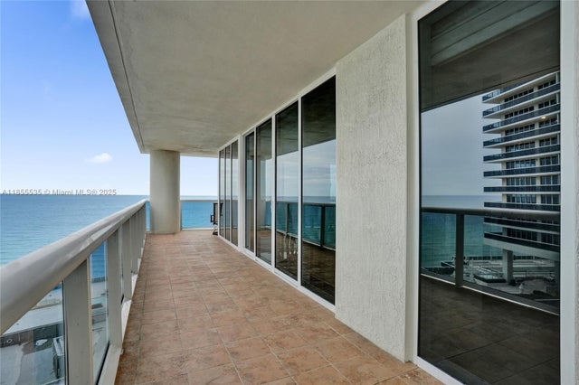 4 of 100 - 1850 S Ocean Dr 1201, Hallandale Beach, FL